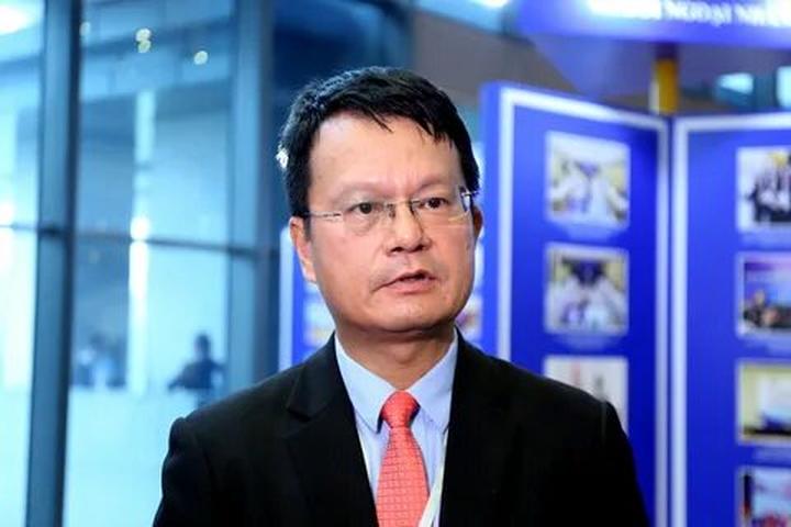 4 kiểu áo sơ mi dìm dáng, xỉn - Cảm hứng video marketing từ Hotspot Matrix